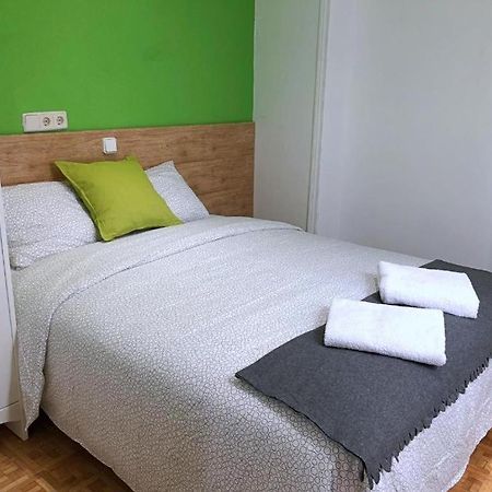 Apartamentos Barcelona 12 Madrid Kültér fotó